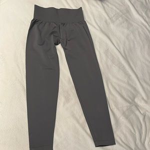 NVGTN solid seamless leggings